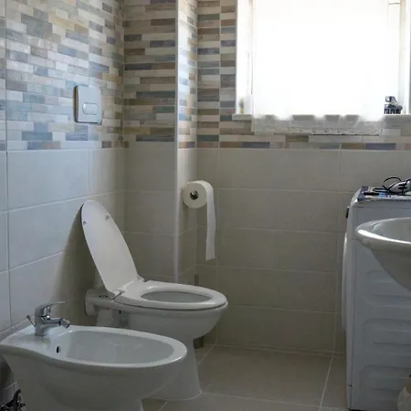 Centro A 550 Metri Dal Mare, Con Posto Auto アパート