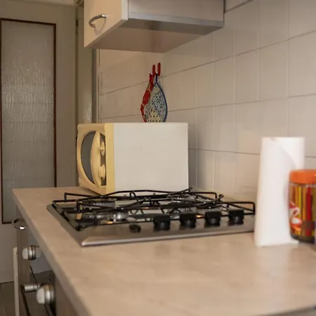 Centro A 550 Metri Dal Mare, Con Posto Auto *